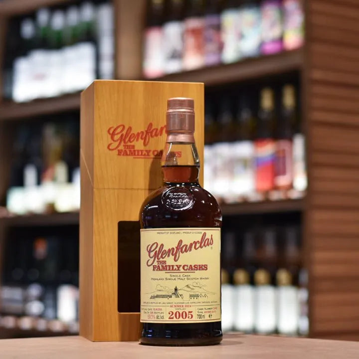 Glenfarclas 18 Year Old 2005 Family Cask 2462 - The Rare Malt