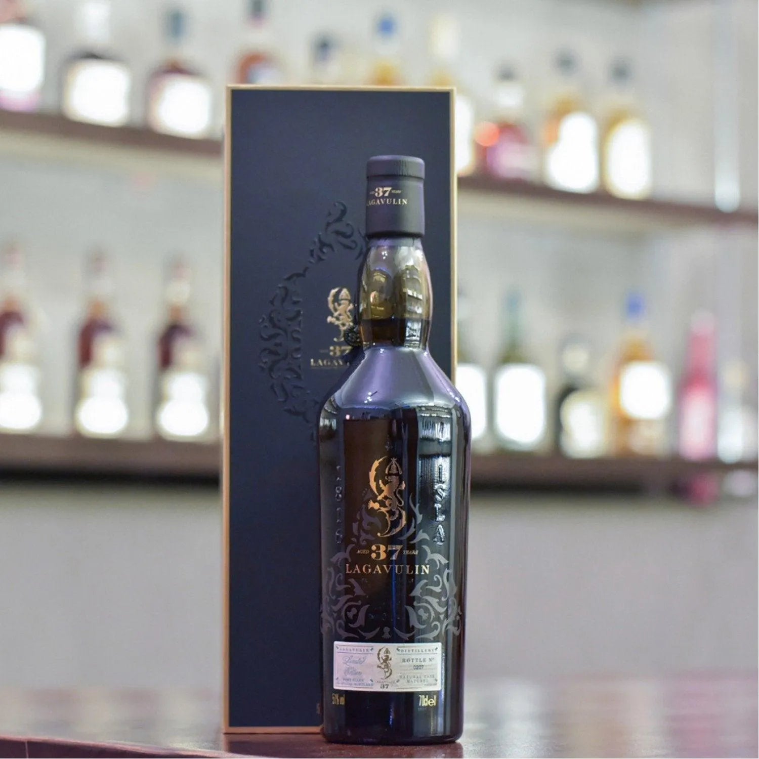 Lagavulin 37 Year Old - The Rare Malt