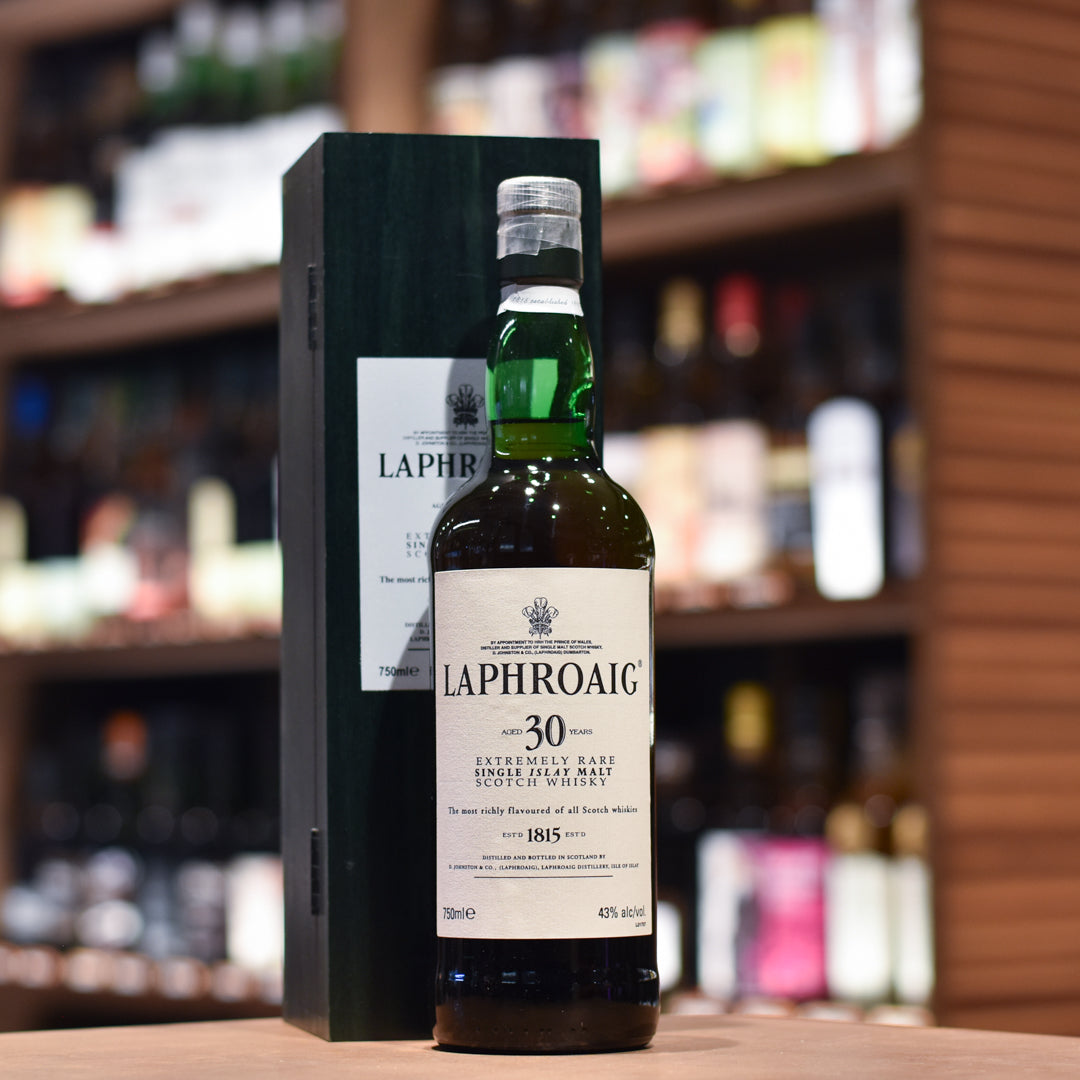 Laphroaig 30 Year Old - 2000s Bottling