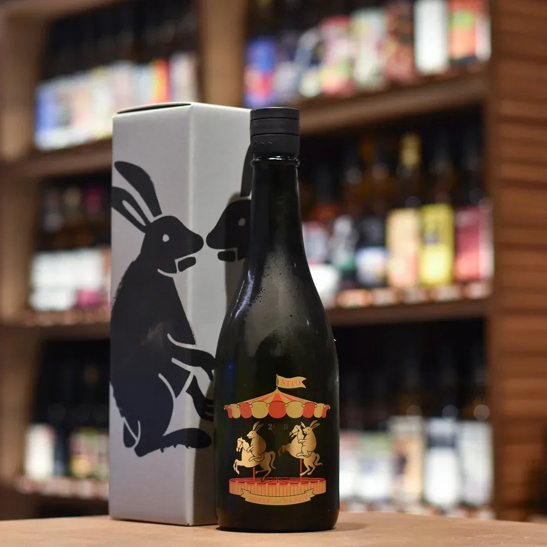 二兔 純米吟釀生原酒 新酒 干支2026 Horse & Rabbit 萬歲五十五 附外盒
