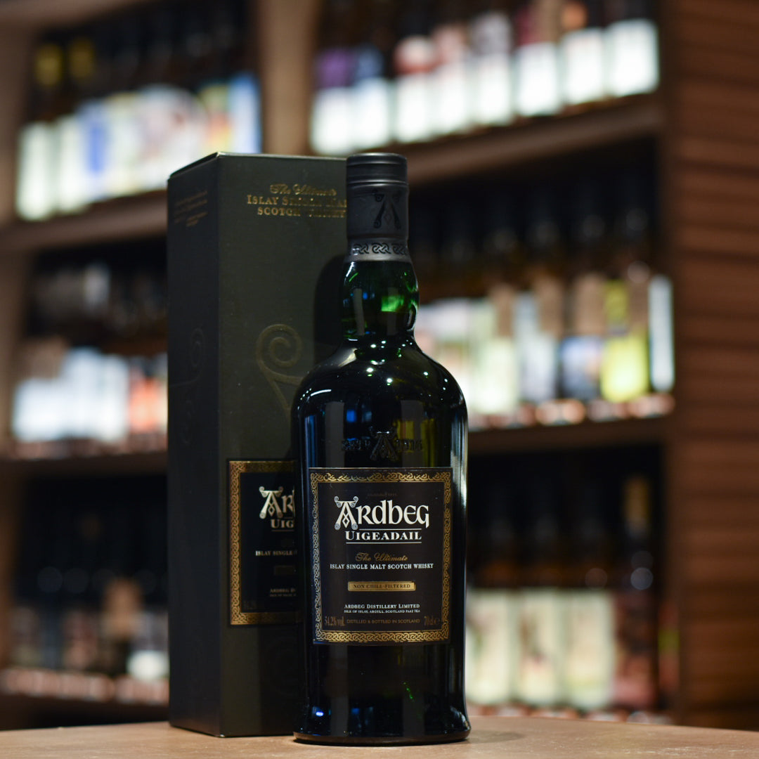 Ardbeg Uigeadail - 2015 Bottled
