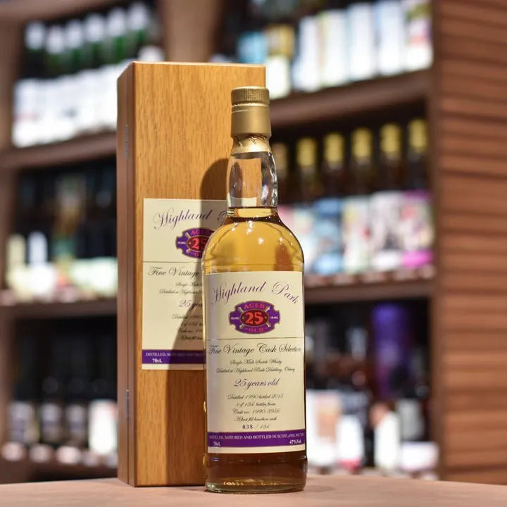 Fine Vintage - Highland Park 25 Year Old 1990 Single Cask 3956 - The Rare Malt