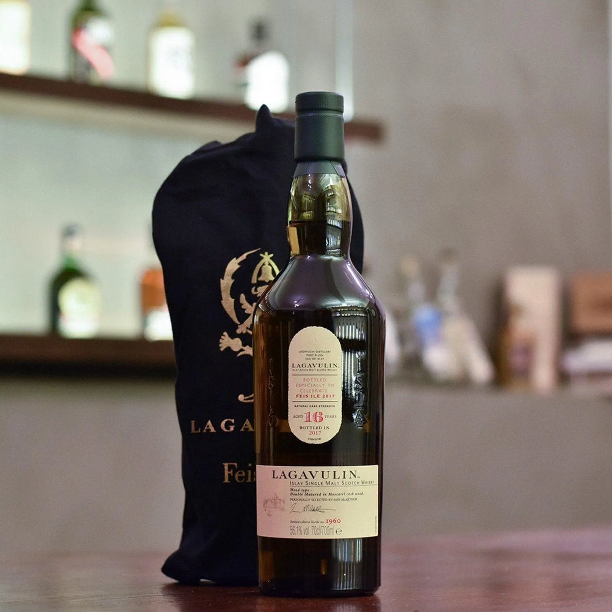 Lagavulin 16 Year Old Feis Ile 2017 - The Rare Malt