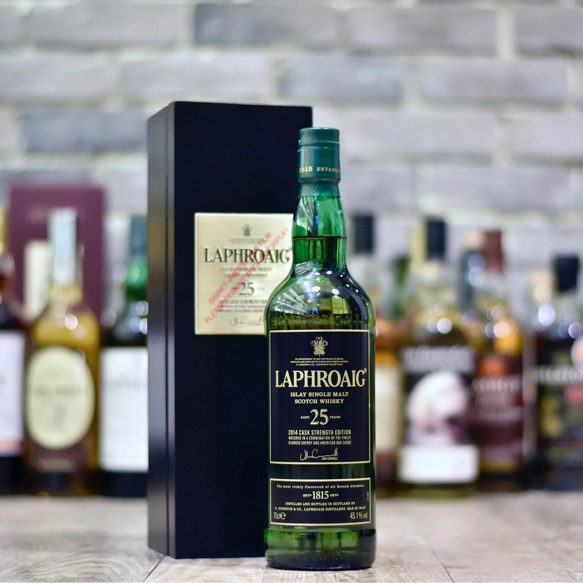 Laphroaig 25 Year Old Cask Strength 2014 - The Rare Malt
